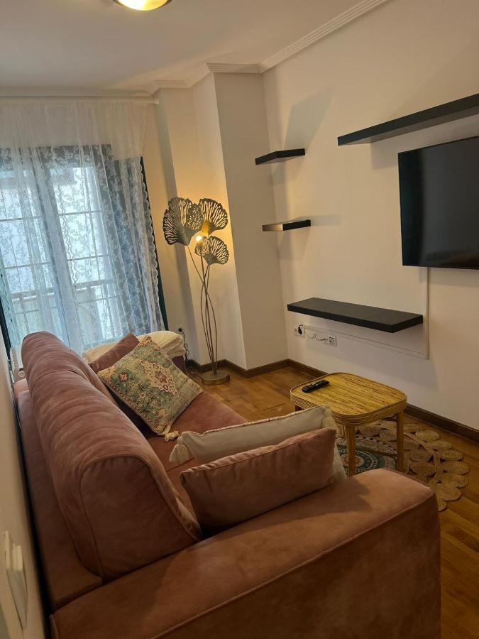 Apartamentos El Escudo Centro ริวาเดเซญา ภายนอก รูปภาพ