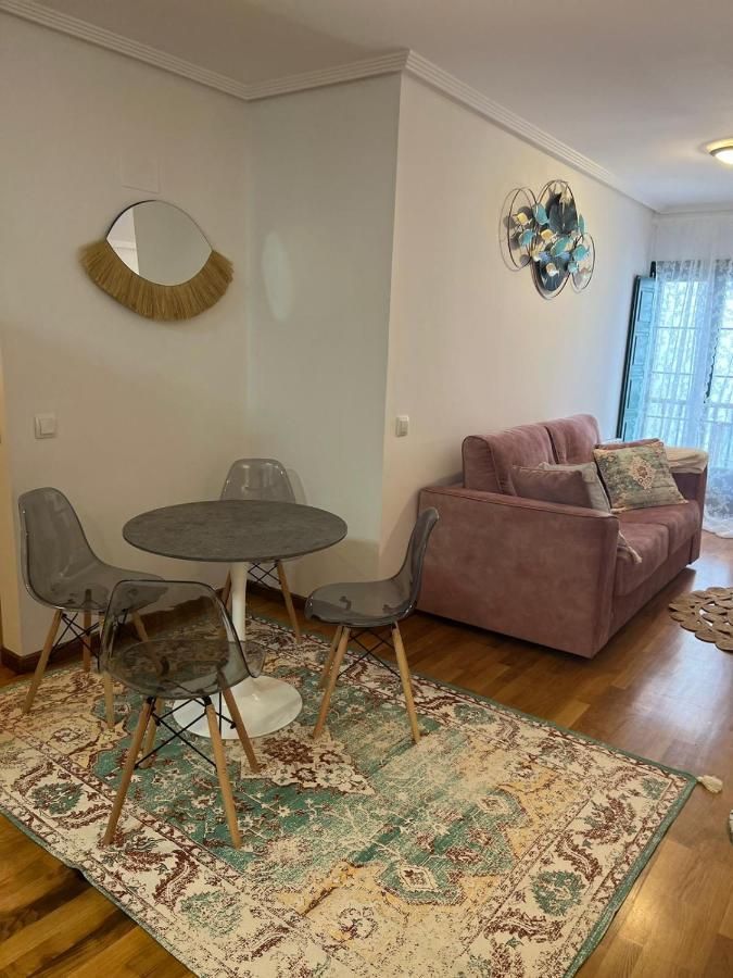 Apartamentos El Escudo Centro ริวาเดเซญา ภายนอก รูปภาพ
