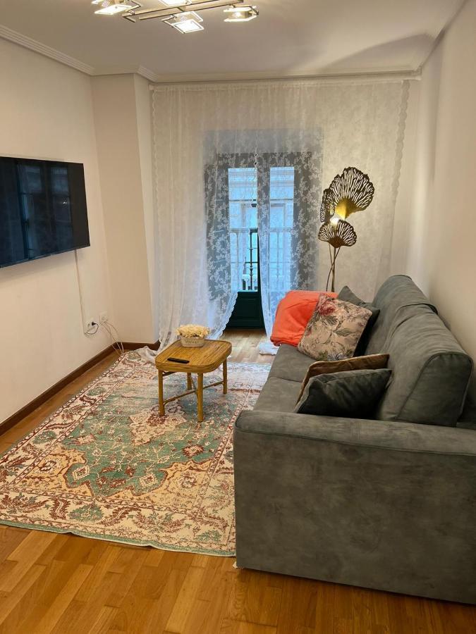 Apartamentos El Escudo Centro ริวาเดเซญา ภายนอก รูปภาพ